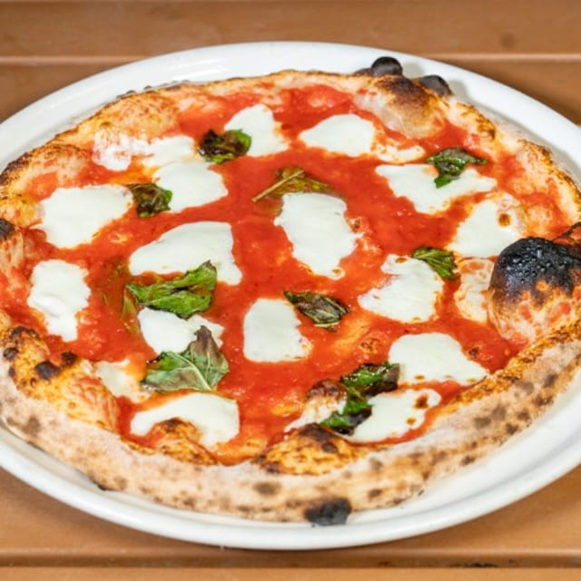 Margherita Pizza (16").
