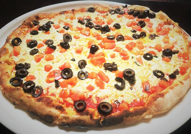 Garden Fresh Delight (12").